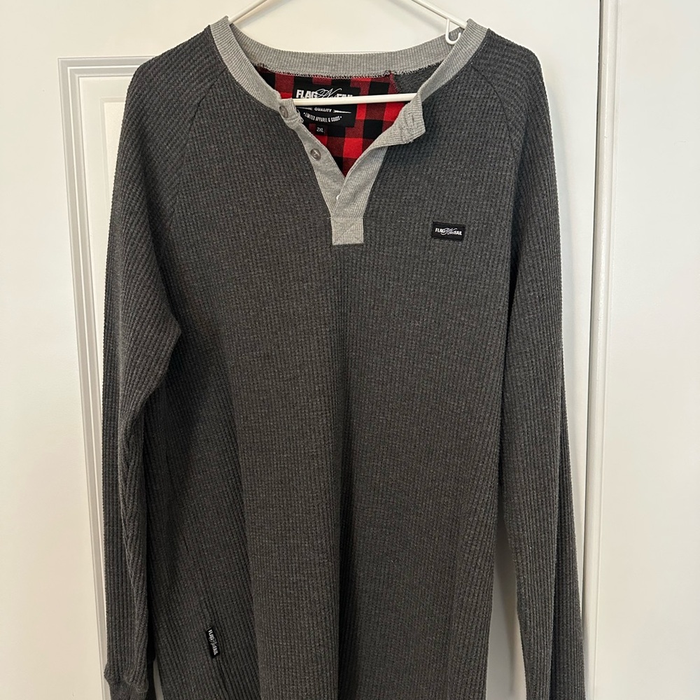 flag nor fail Gray Waffle-Knit Henley with Contrast Trim
